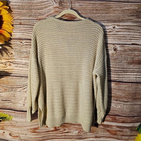 Unbranded long sleeve sweater top women's 1X tan/white pre-owned - Picture 3 of 5